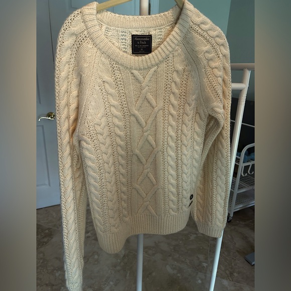 Abercrombie & Fitch Cream Oversized Cable Knit Sweater- Size Extra Small XS / S - Picture 3 of 9